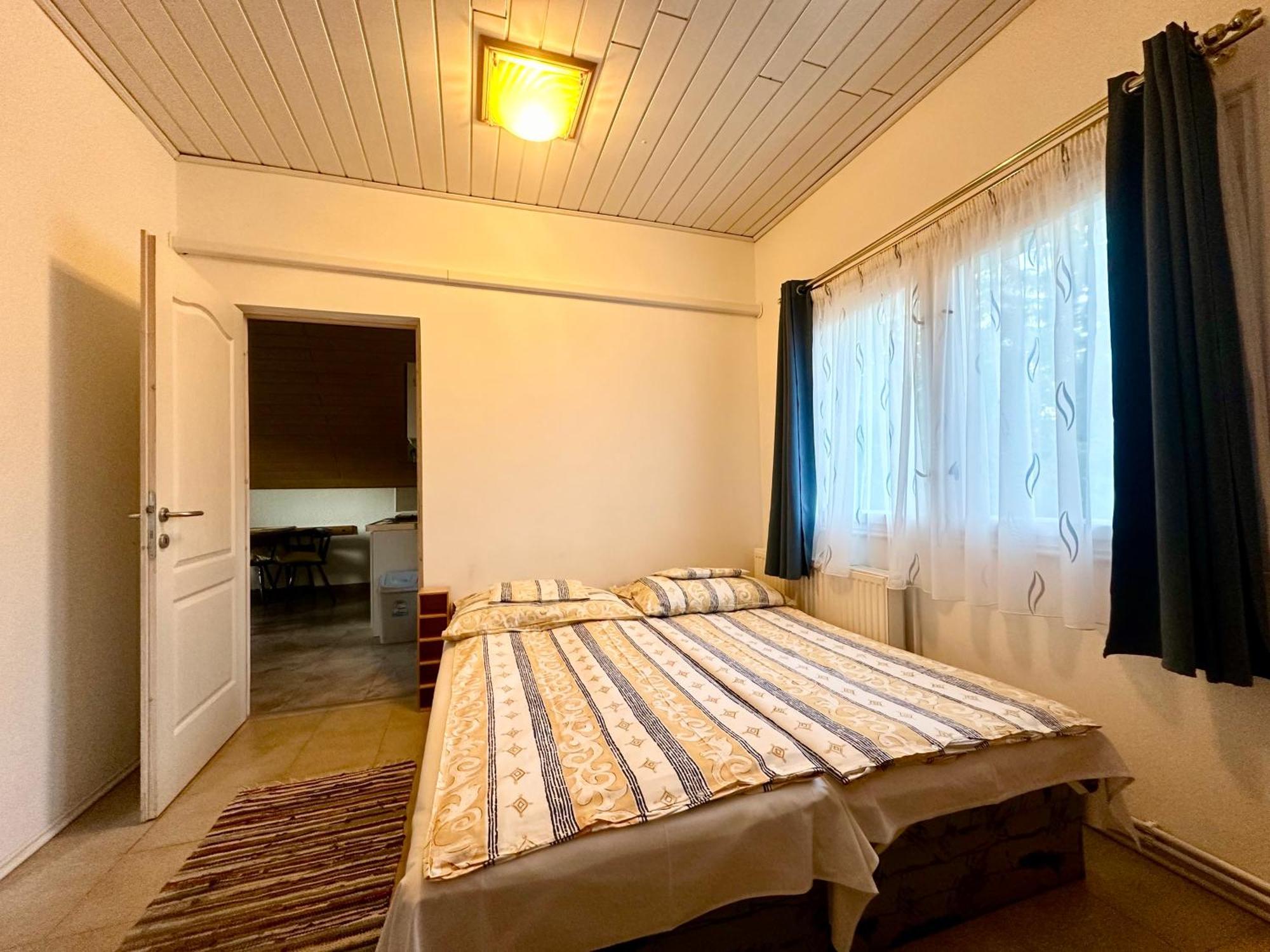 Rita Apartman Balatonszeplak Siofok Luaran gambar